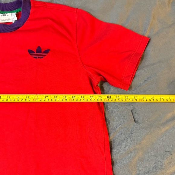 Adidas Red Short Sleeve Tee Casual Fit

#1004 - Picture 2 of 7